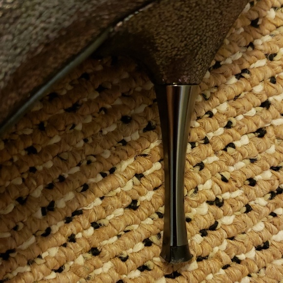 Spring Charcoal Sparkley Pump, Size 9 - Picture 6 of 6